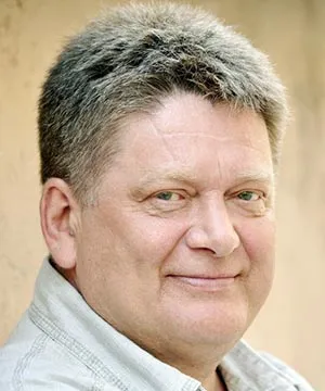Владимир Ермилов