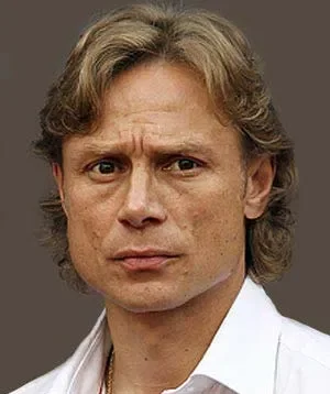 Валерий Карпин