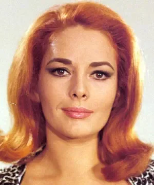 Карин Дор (Karin Dor)