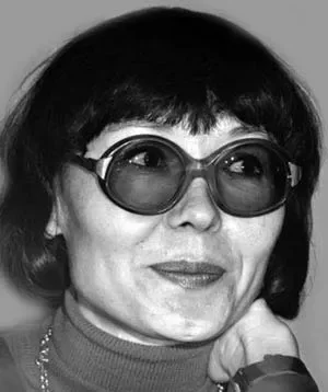Динара Асанова