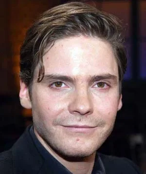 Даниэль Брюль (Daniel Brühl)
