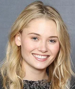 Вирджиния Гарднер (Virginia Gardner)