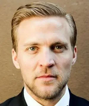 Тобиас Зантельман (Tobias Santelmann)